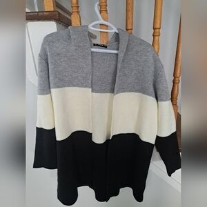 Shein Sweater Medium